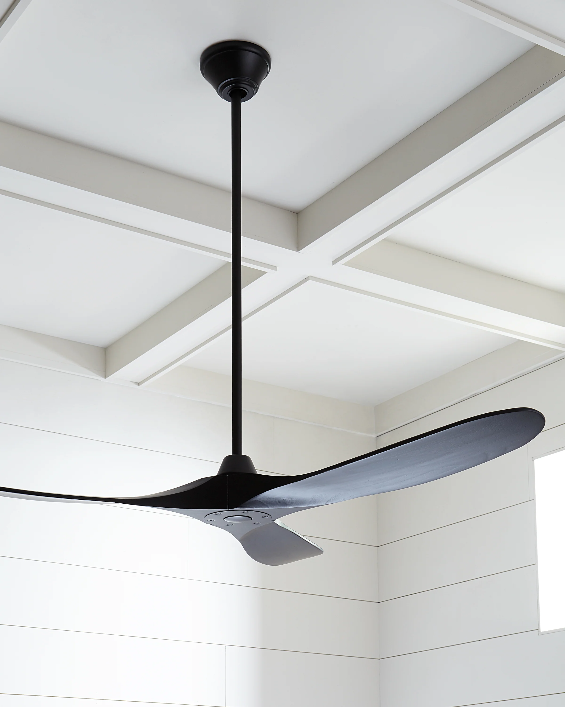 60" Maverick - Matte Black w/ Matte Black Blades - Image 9