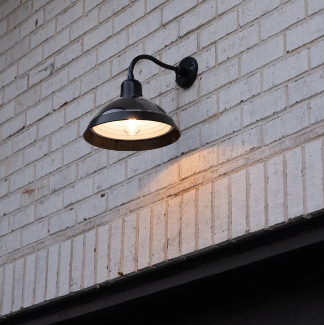 Carriage Solar Barn Light - Image 2