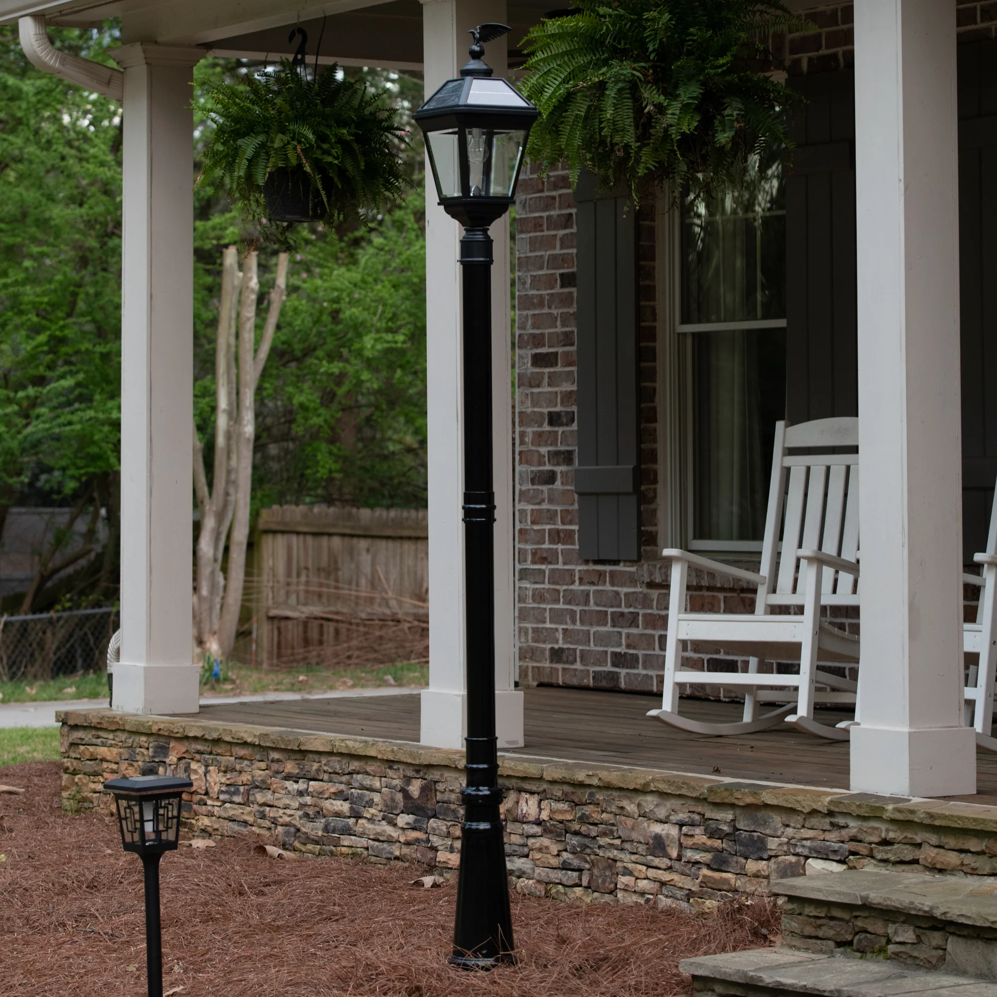 Imperial Bulb Solar Post Light with Trapezoidal Solar Panels with 3" Fitter Mount - Image 4