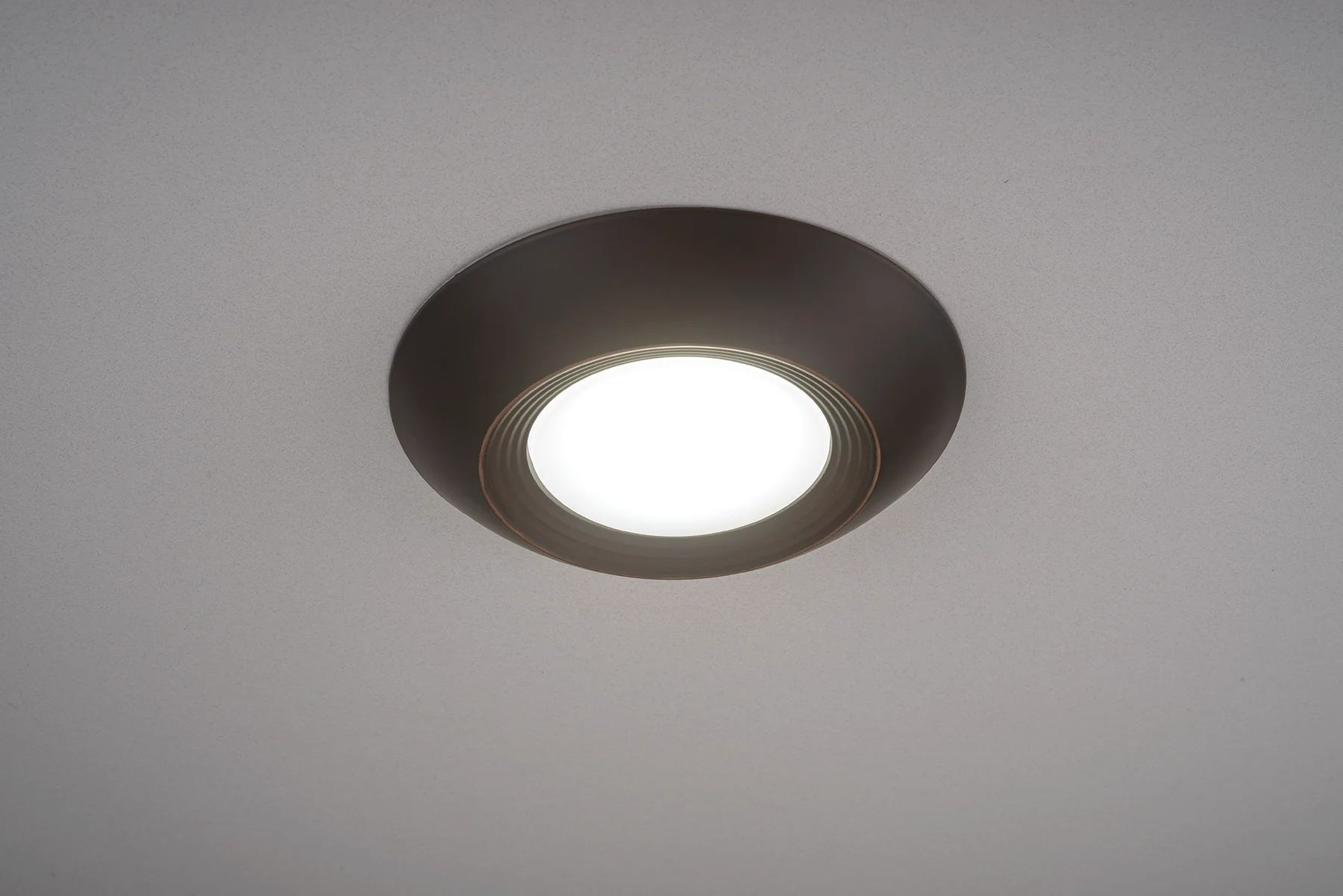Oil Rubbed Bronze Trim for 7.5 Inch Flush Mount Disk Light with TwistFit Mounting System - Image 4