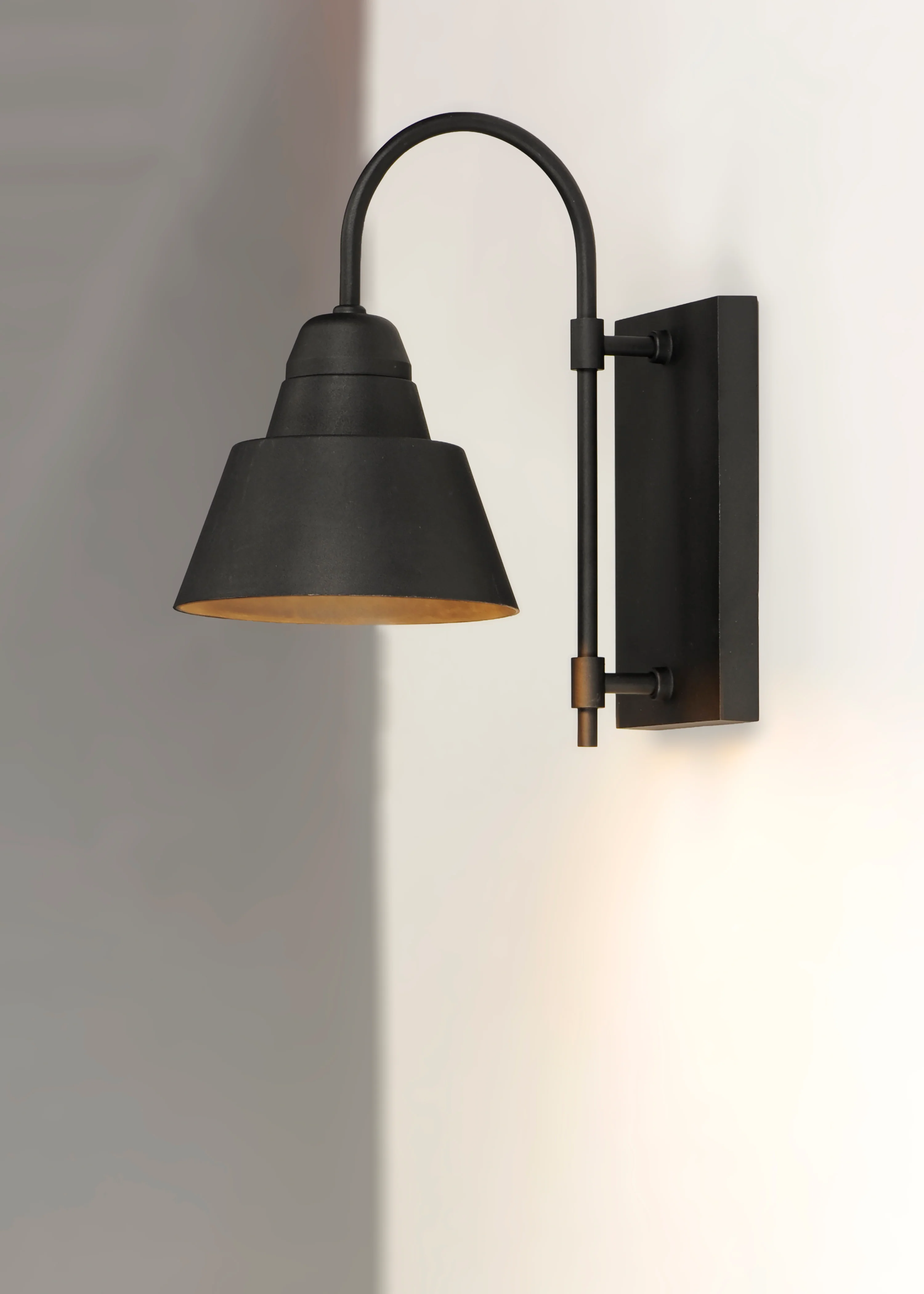 Shoreline 1-Light Outdoor Wall Sconce - Image 2