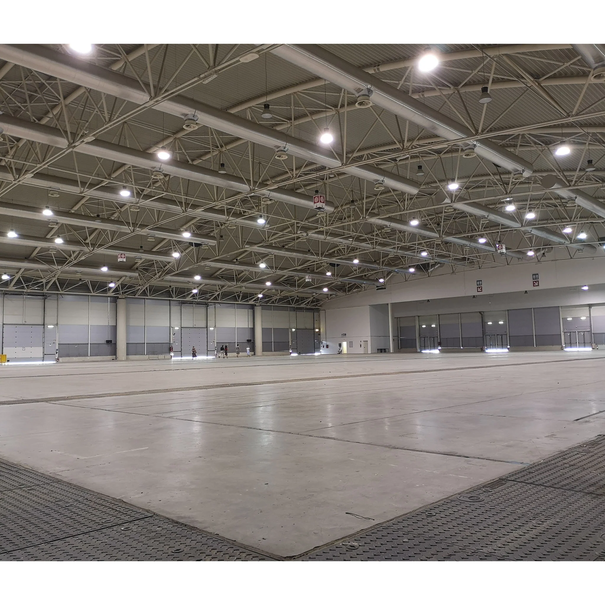 Westgate LED High Lumen UFO High Bay, 100W/150W/200W/230W, 5000K CCT 480V - Image 4